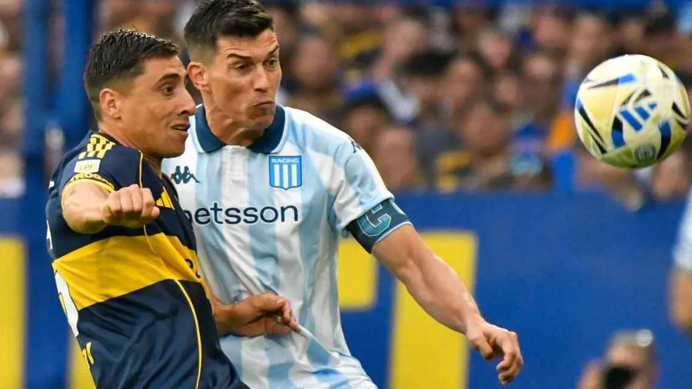 Boca Juniors y Racing se enfrentan en la Bombonera por el Torneo Apertura