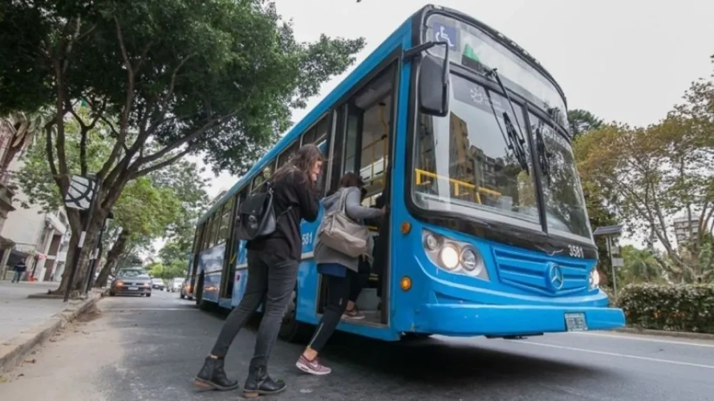 Paro nacional: Orán continúa con el servicio de colectivos con normalidad