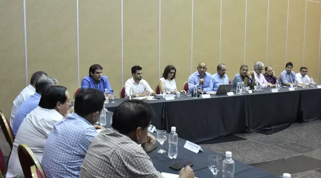 Paritarias en Salta: hoy se reúne la mesa general tras el rechazo al 8% del Gobierno