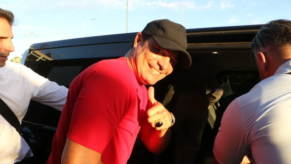 Chayanne sorprendió a sus fans argentinas con una propuesta especial para su primer show