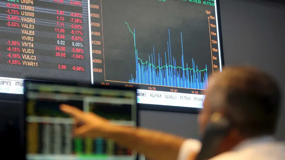 El riesgo país volvió a perforar los 600 puntos, en un clima mixto en acciones y bonos argentinos