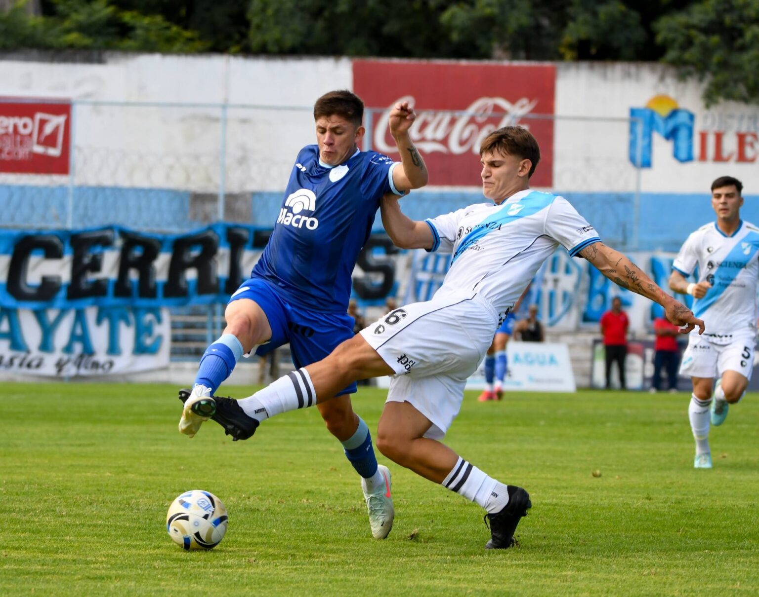 Gimnasia y Tiro no pudo romper el cero ante Temperley en el Gigante del Norte