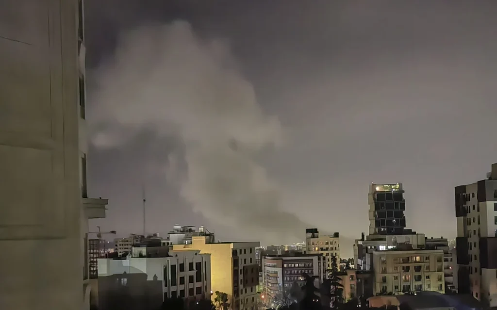 Israel atacó cuartel clave de la Guardia Revolucionaria en Teherán y otros objetivos militares iraníes