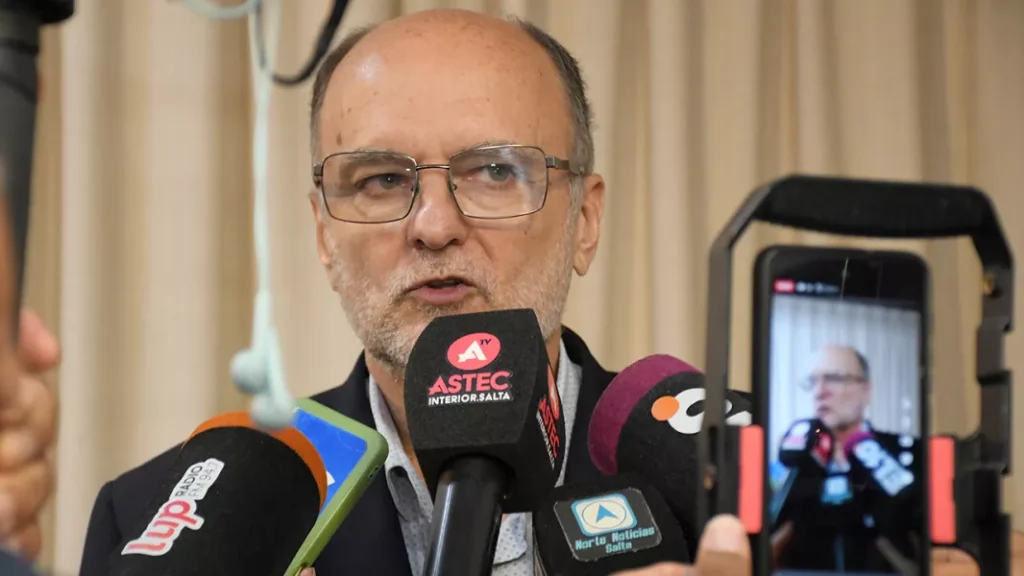 «El plus médico fuera de convenio es ilegal», lo aclaró el titular del IPS