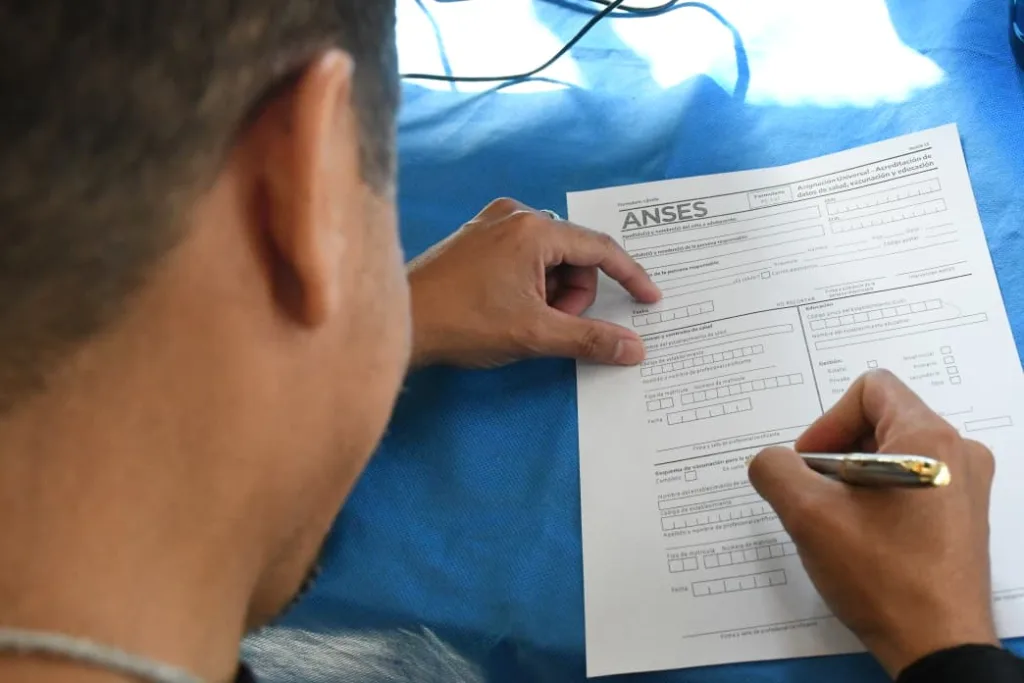 Operativo de ANSES en el CIC de Constitución