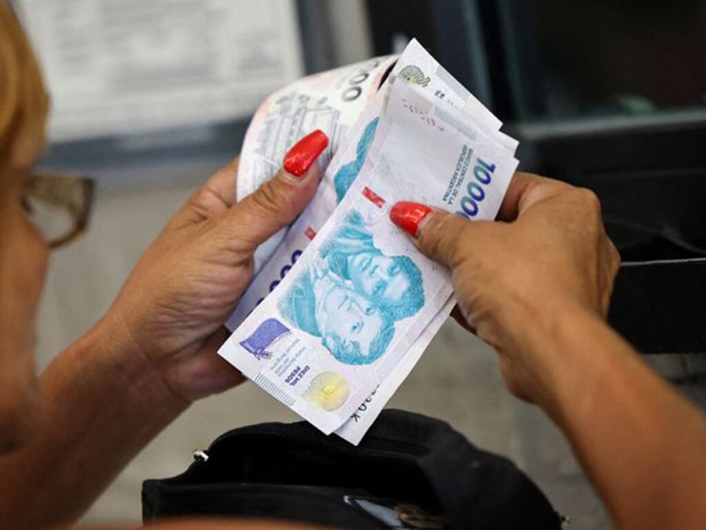 Este martes cobran los empleados municipales de Capital
