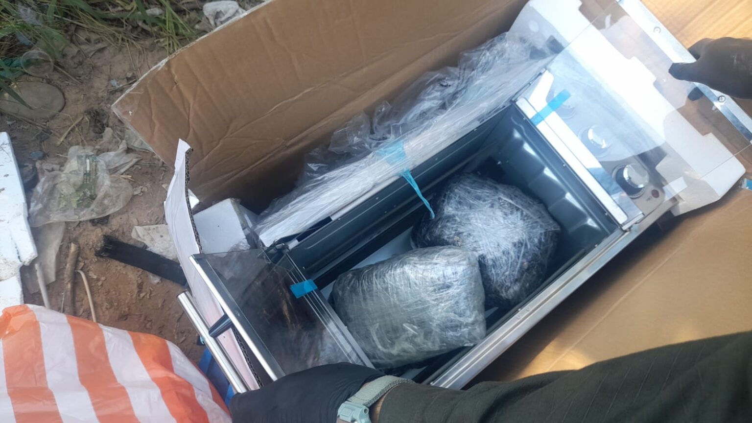Detuvieron a un ciudadano boliviano con 4 kilos de marihuana oculta en un horno eléctrico