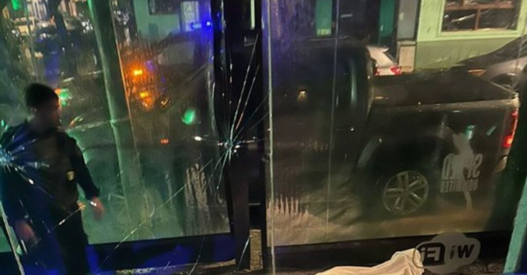 Asesinaron a un hombre tras una pelea afuera de un bar: cuatro “patovicas” detenidos