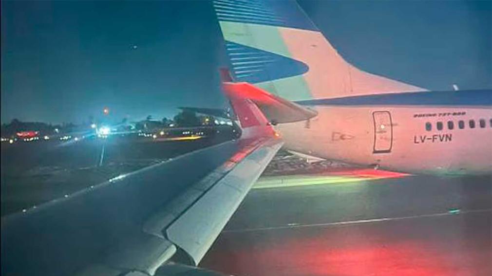Chocaron un avión de Aerolíneas Argentinas y uno de Latam en la pista del aeropuerto de Santiago de Chile