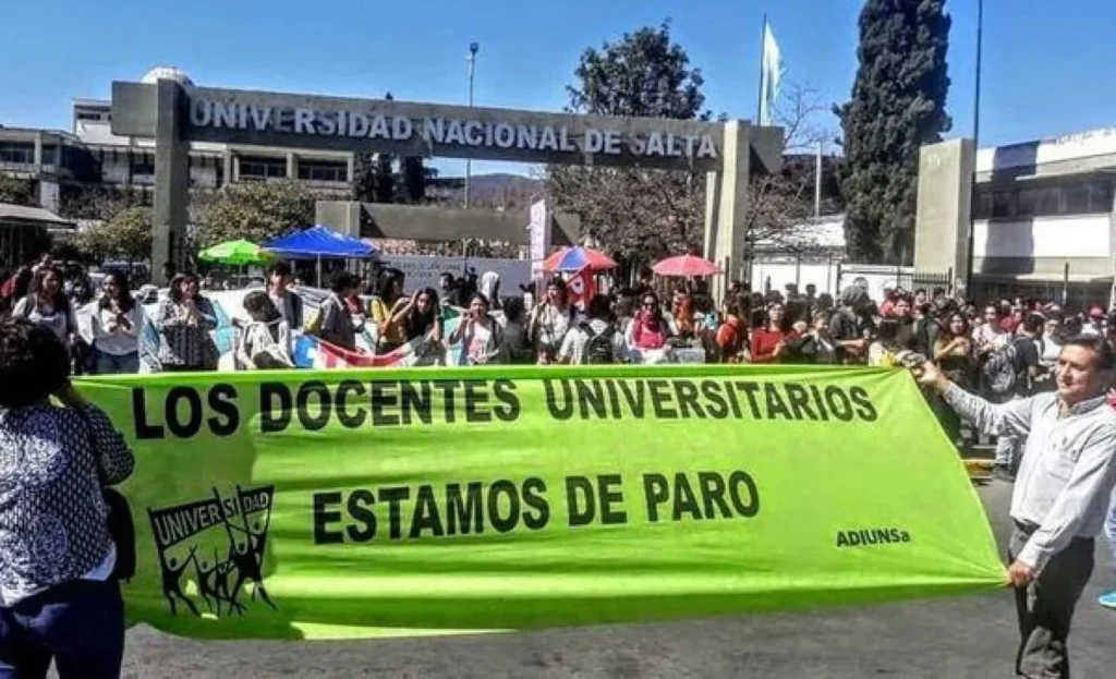 El conflicto universitario suma nuevas semanas de paro y una marcha nacional