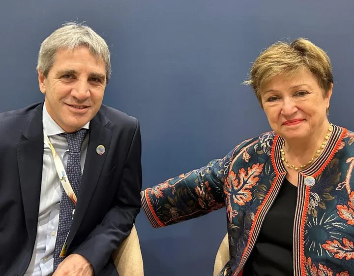 El FMI aprobó la segunda revisión del acuerdo con Argentina y prepara un desembolso de US$1000 millones