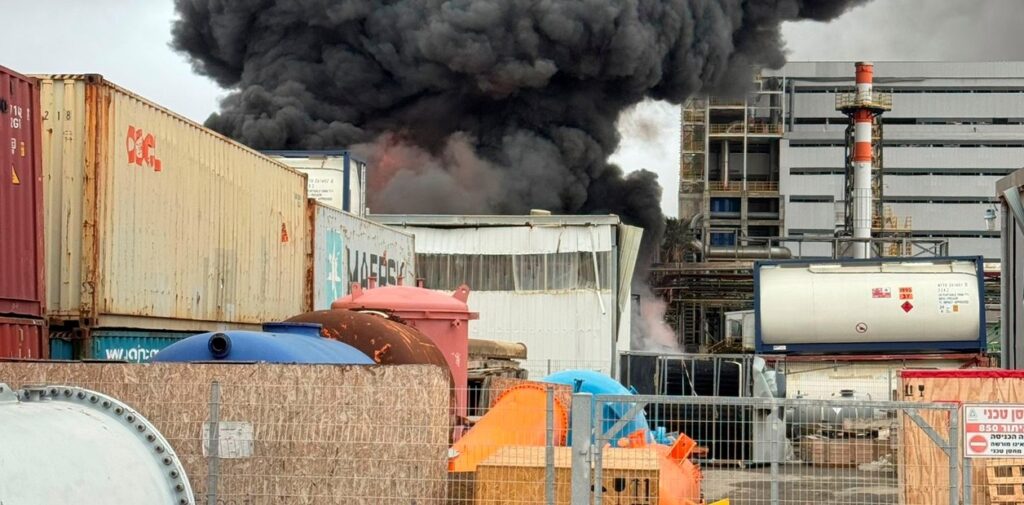 Israel bombardeó una fábrica de químicos en Irán que suministraba sustancias para el desarrollo de armas letales