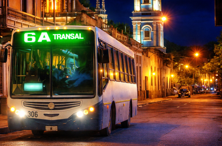 Desde esta noche no habrá colectivos nocturnos