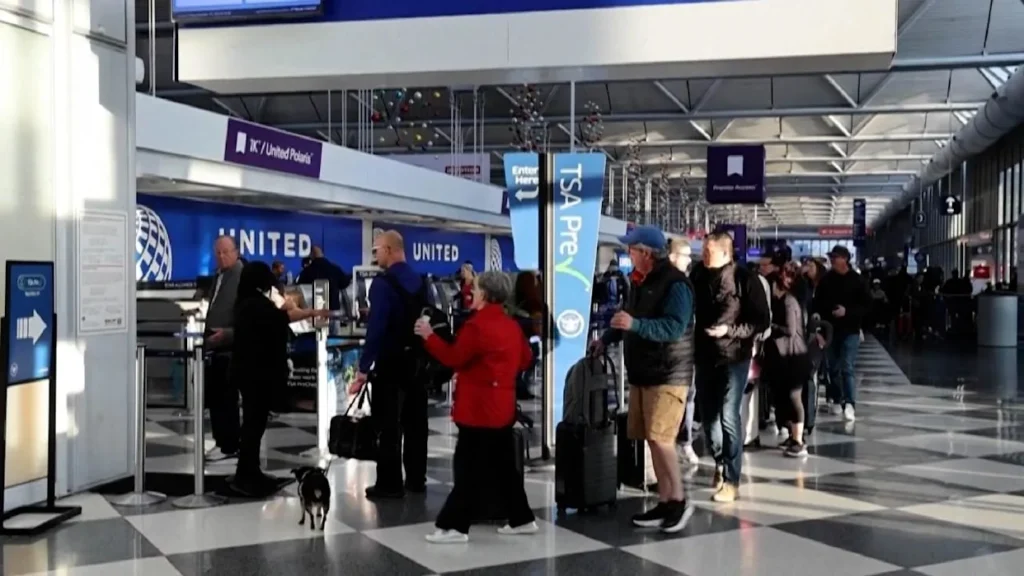 A días del Mundial 2026, EEUU endurece controles en aeropuertos para frenar el ingreso del ébola