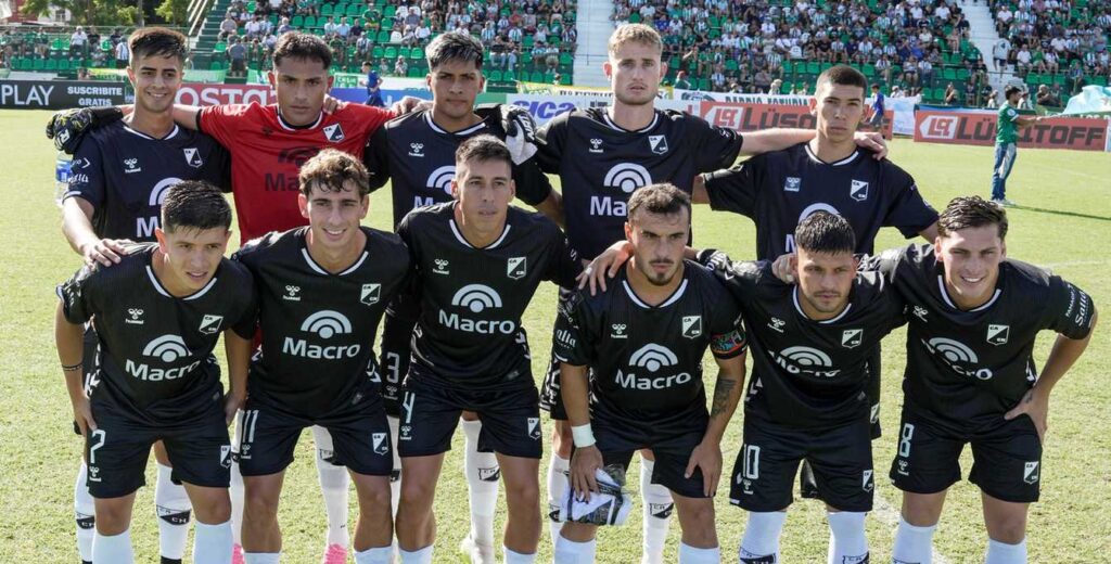 Central Norte visita a Racing de Córdoba en una parada clave para empezar a salir del fondo