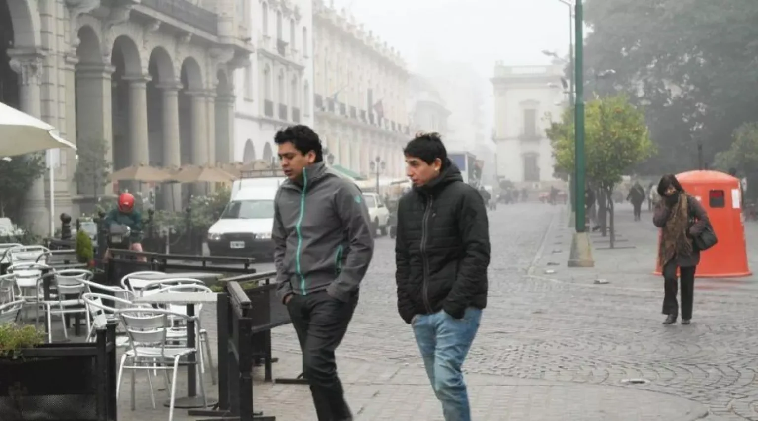 Sábado con niebla, frío y probabilidad de lluvias aisladas en Salta