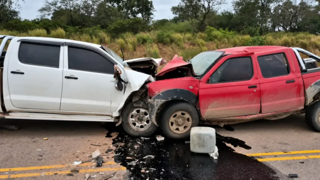 Tragedia en ruta 13: cuatro muertos y dos heridos graves tras un brutal choque frontal