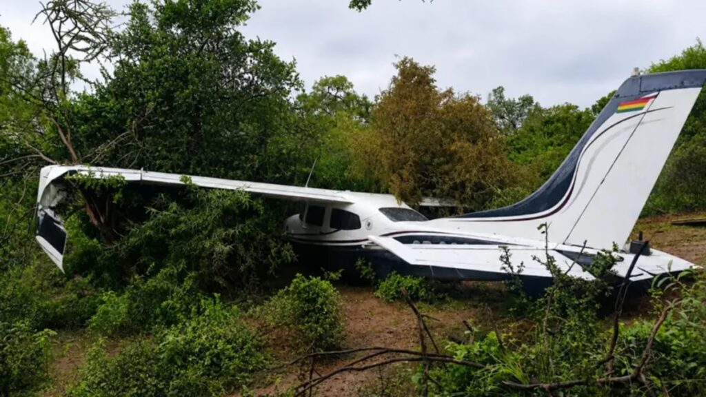 Hallan avioneta boliviana abandonada en el chaco salteño