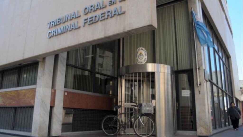 Un prefecto fue condenado por oficiar de informante y encubridor de un traficante de drogas en Bahía Blanca