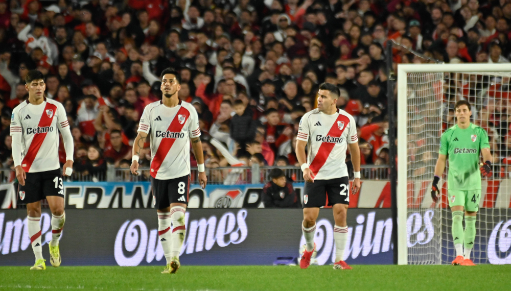 River fue sorprendido y cayó por 1-0 ante Atlético Tucumán por el Torneo Apertura 2026