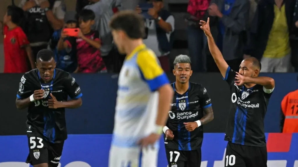 Rosario Central perdió con Independiente del Valle y clasificó segundo en la Copa Libertadores 2026