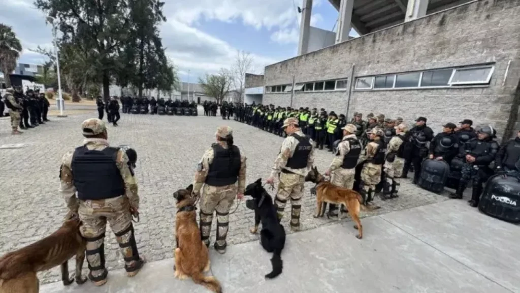 Operativo de seguridad por el partido entre Juventud Antoniana y Atlético Sarmiento de la Banda