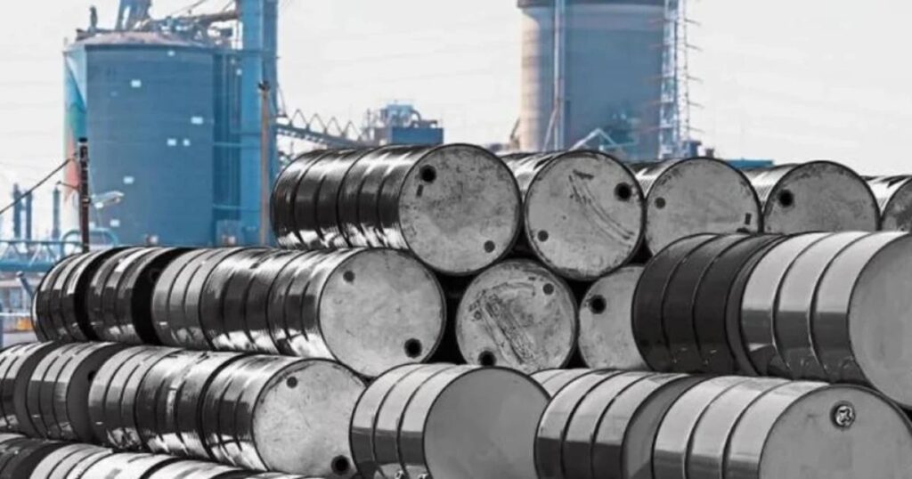 El precio del petróleo vuelve a acercarse a los US$100