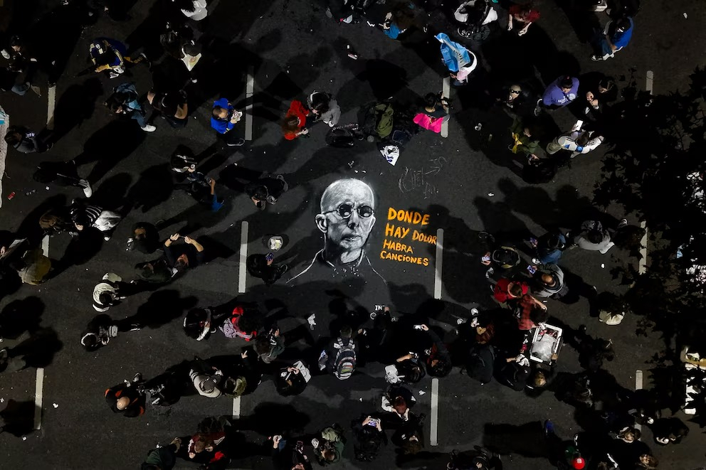 Incidentes y ocho detenido en el Obelisco durante el banderazo por el Indio