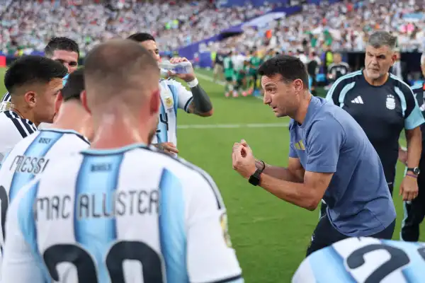Scaloni prepara una rotación en Argentina para cerrar el grupo ante Jordania