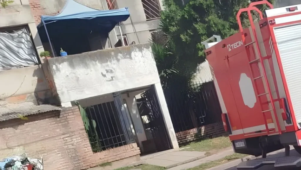 Hallaron a un joven sin vida en barrio Castañares