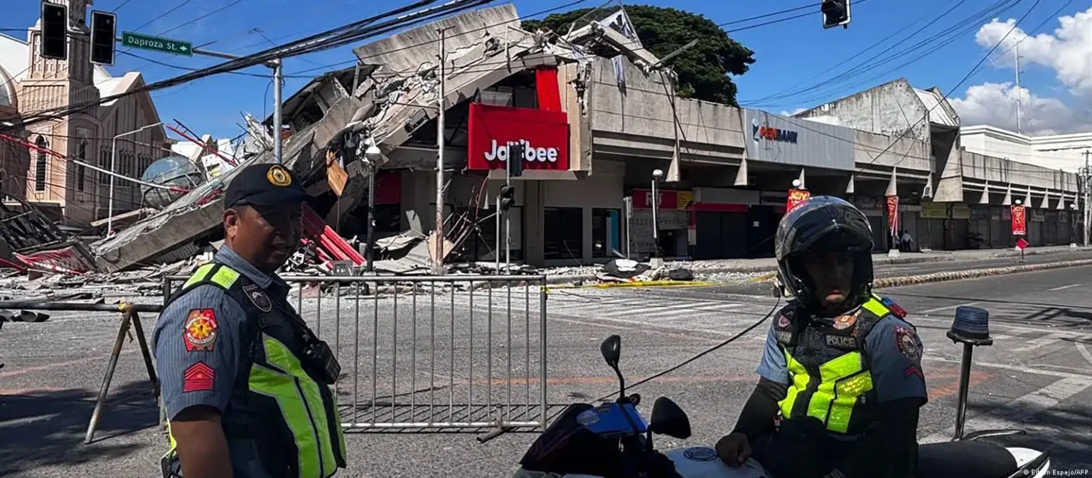 Un terremoto de 7,8 grados sacudió Filipinas: hay un muerto, edificios colapsados y alerta de tsunami