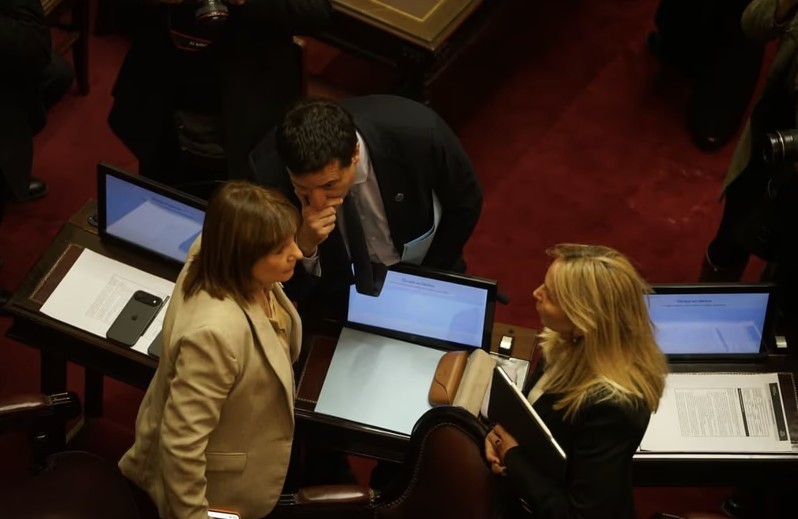 Qué pasó en el Senado: la maniobra de La Libertad Avanza para bloquear la interpelación a Adorni
