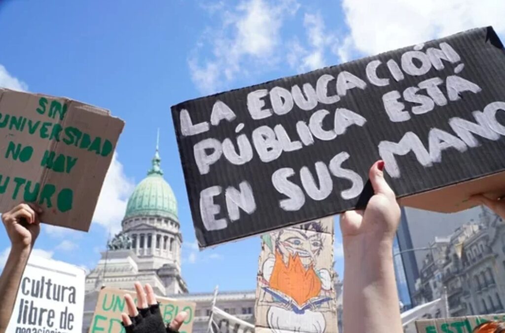 El Gobierno nacional alcanzó un acuerdo con las universidades pero sigue la disputa