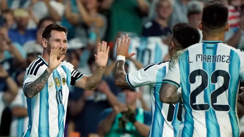Con un tanto de Messi, Argentina goleó a Islandia por 3-0 en el último amistoso