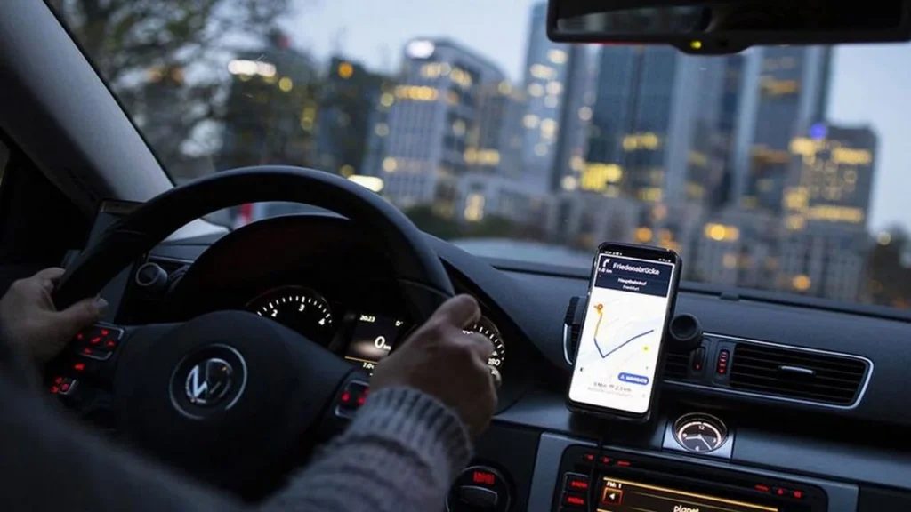 El Gobierno asignó a Transporte el control de Uber, Cabify, Rappi y otras plataformas digitales