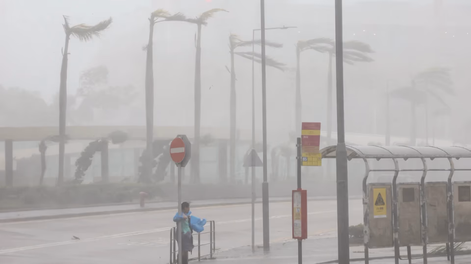 Tifón Bavi azota Taiwán, dejando decenas de heridos y provocando evacuaciones masivas