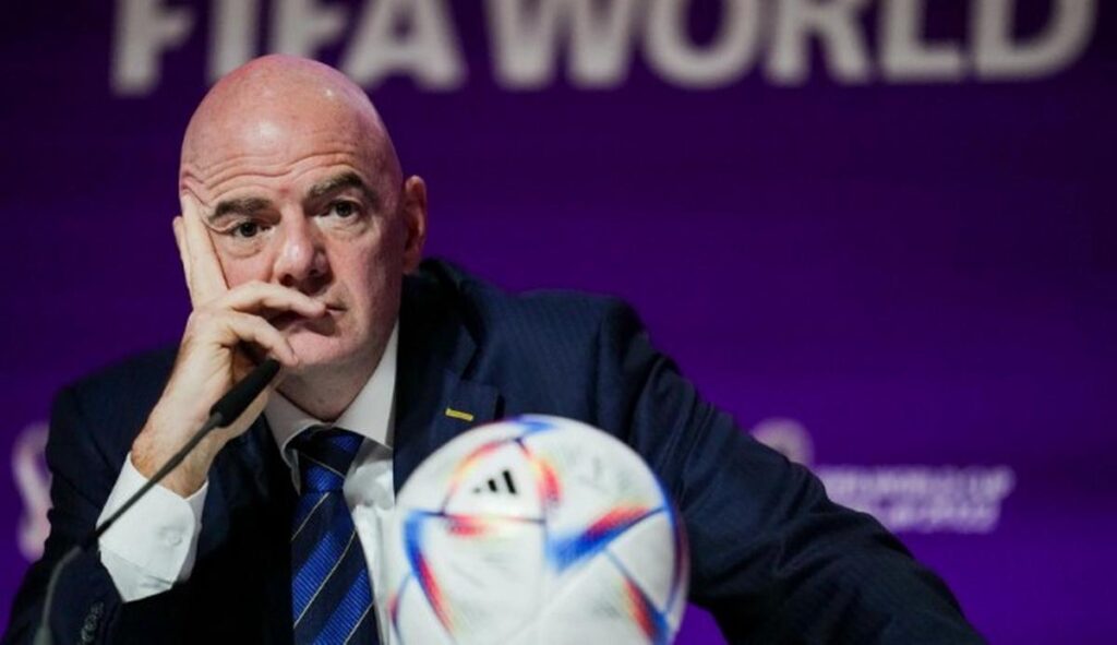 Infantino dio marcha atrás con la privatización del Mundial