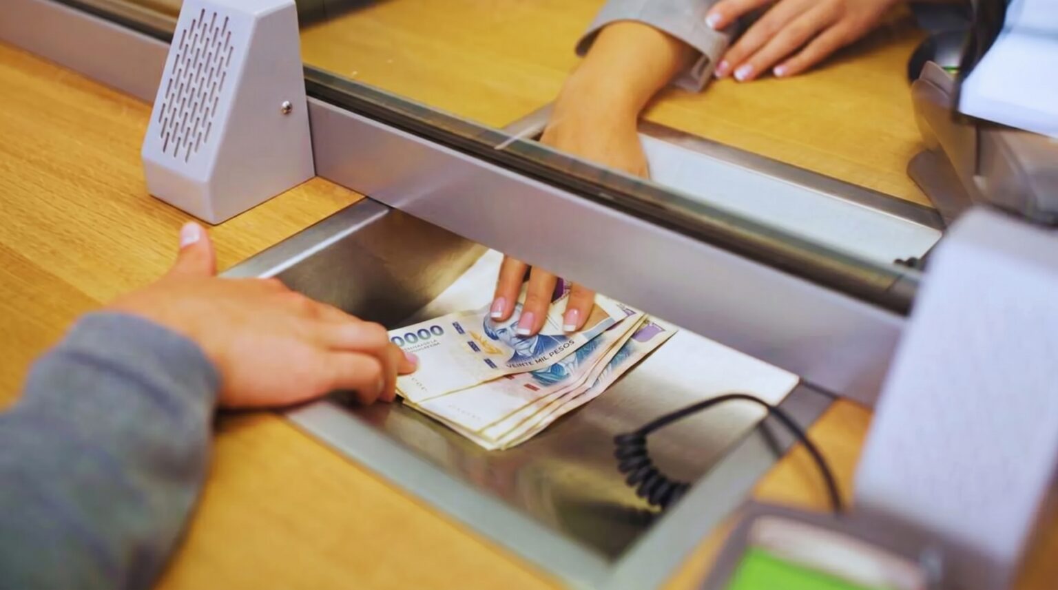 Los empleados públicos provinciales cobrarán el sueldo el 1 de agosto