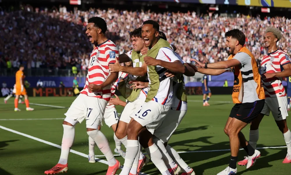 Estados Unidos le ganó a Bosnia y clasificó a los octavos de final del Mundial