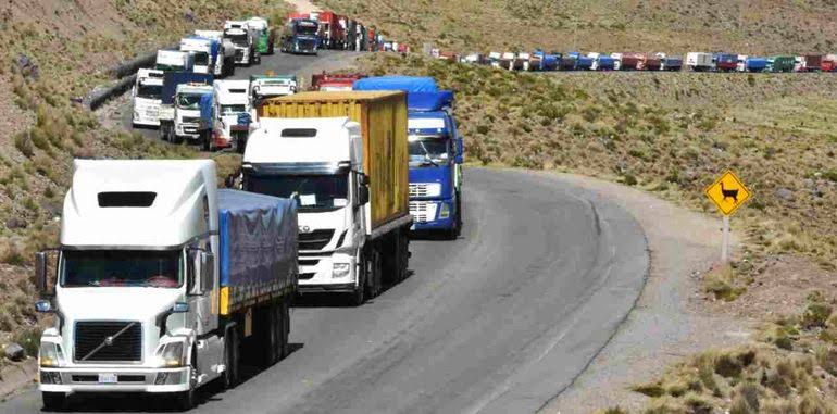Complicaciones en la frontera con Chile: vientos de 102 km/h y camiones varados en Jama