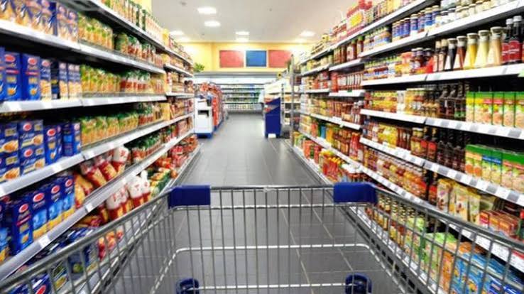 Por la final del Mundial, hoy cambia el horario de los supermercados