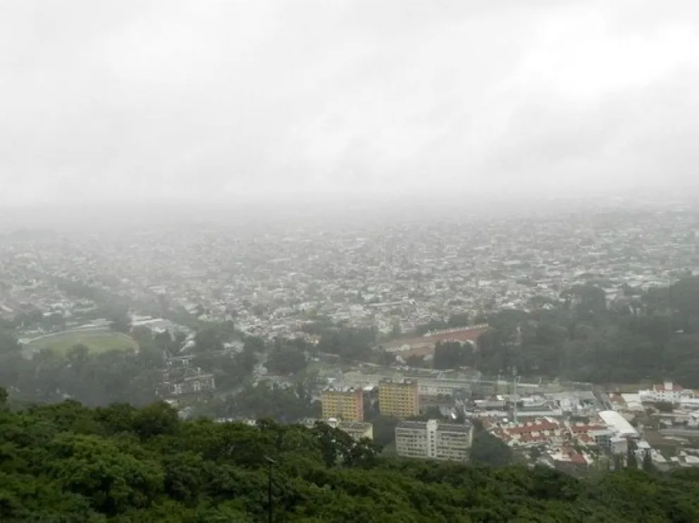 Mañana con neblina y frío en Salta: el fin de semana vuelve el calor