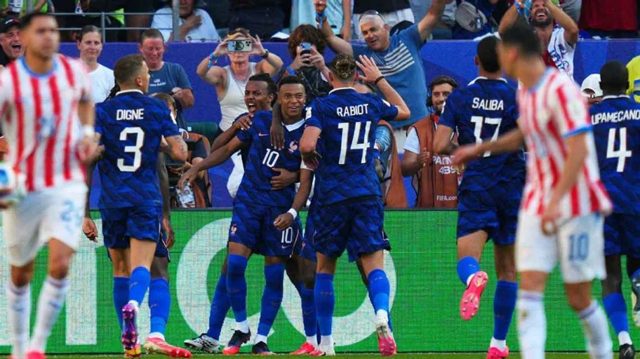 Francia venció al Paraguay de Alfaro y se clasificó a los cuartos de final