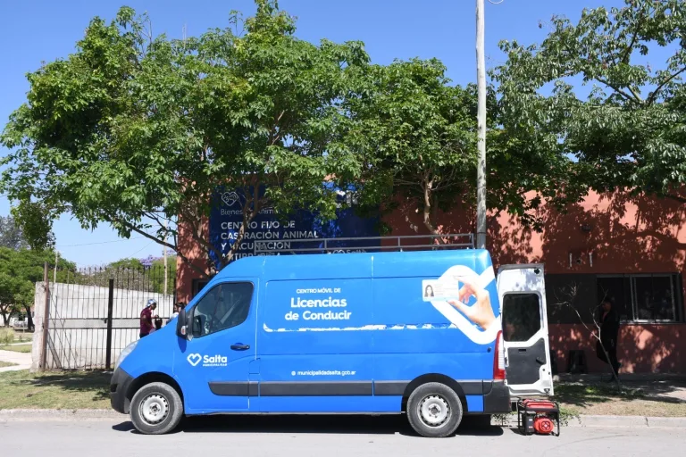 El Móvil de Licencias atenderá en barrio Sanidad