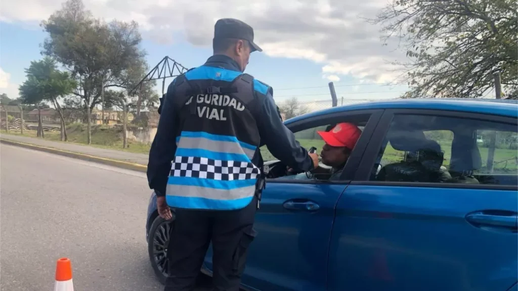 Cien conductores alcoholizados y un fallecido en una caravana marcaron el fin de semana largo en Salta