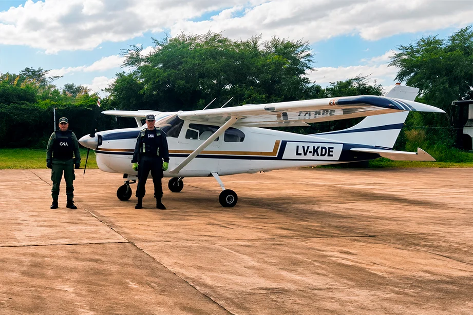Prisión preventiva en Salta para dos bolivianos acusados de contrabandear una avioneta