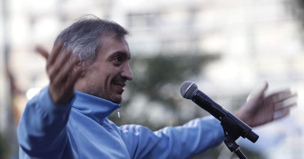 Por orden y guión de Máximo Kirchner, alfiles de La Cámpora salieron en manada a pegarle a Kicillof