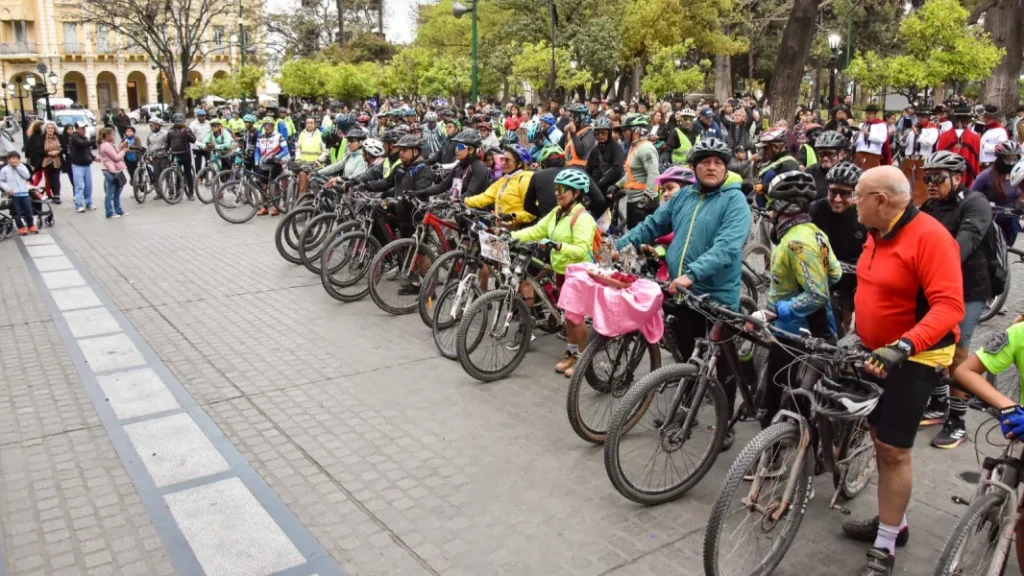 El Milagro ya se vive en Salta: 68 biciperegrinos llegaron desde Cachi