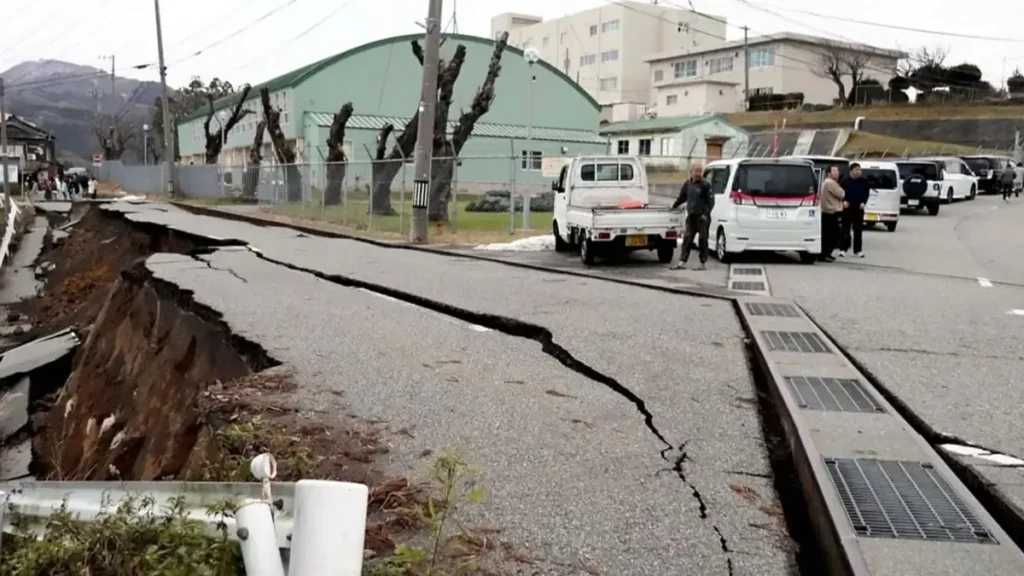Fuerte terremoto de 5,9 sacudió Tokio y dejó al menos 30 heridos en Japón