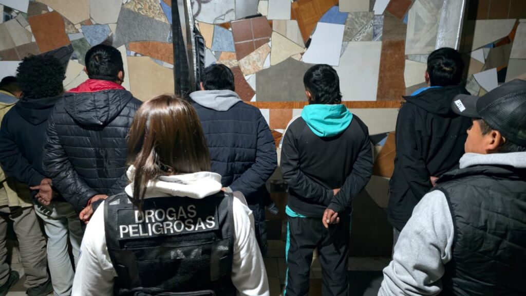 Operativo en Palermo, Grand Bourg y Villa Asunción dejó 22 demorados por drogas